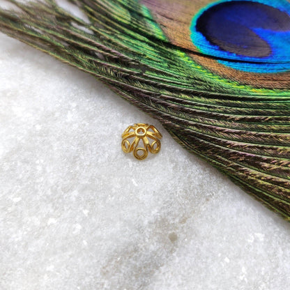 18K solid yellow gold spacer bead cap jewelry component 8mm - front view