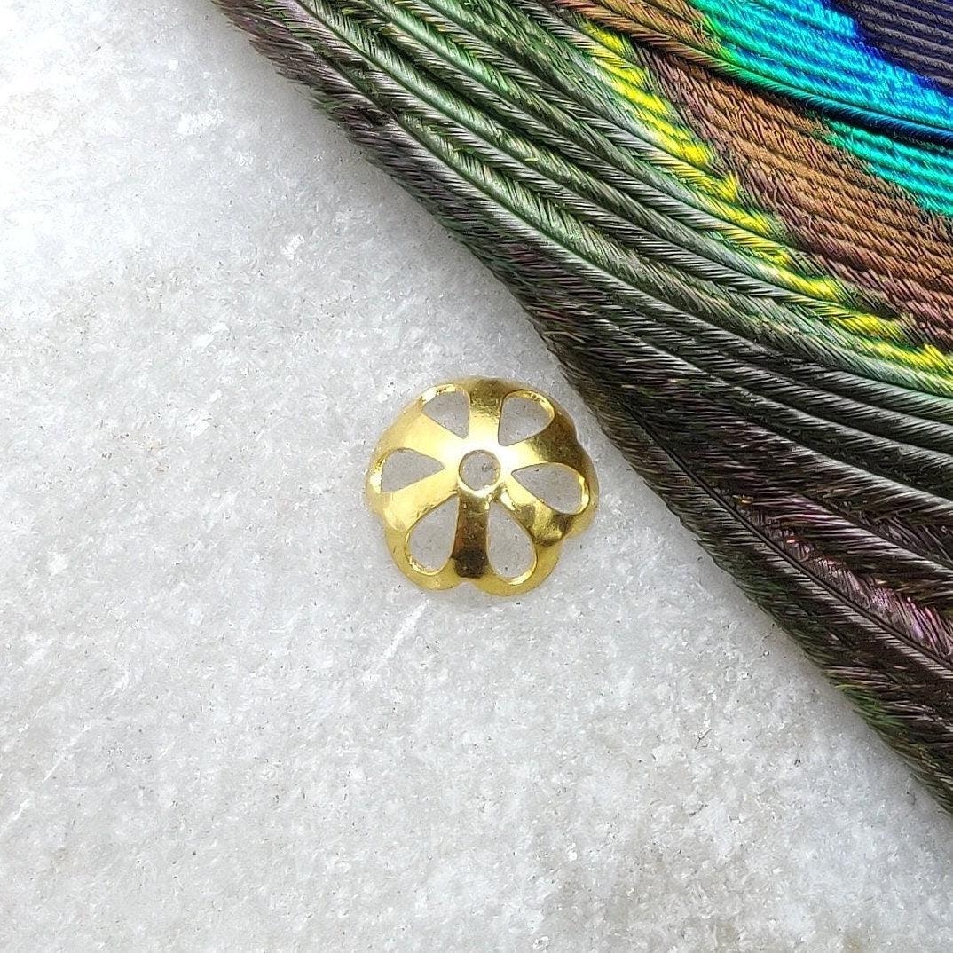18K yellow gold bead cap spacer finding 7mm - front view
