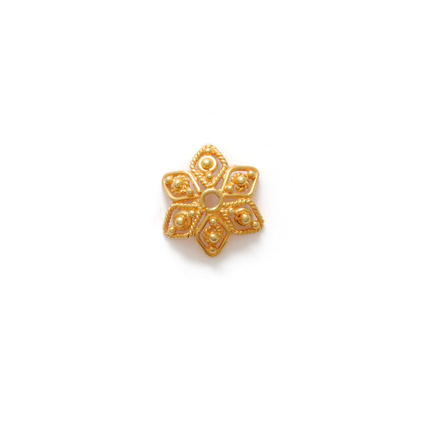 18K yellow gold filigree star bead cap jewelry finding 11mm - front view