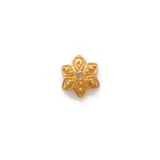 18K yellow gold filigree star bead cap jewelry finding 11mm - front view