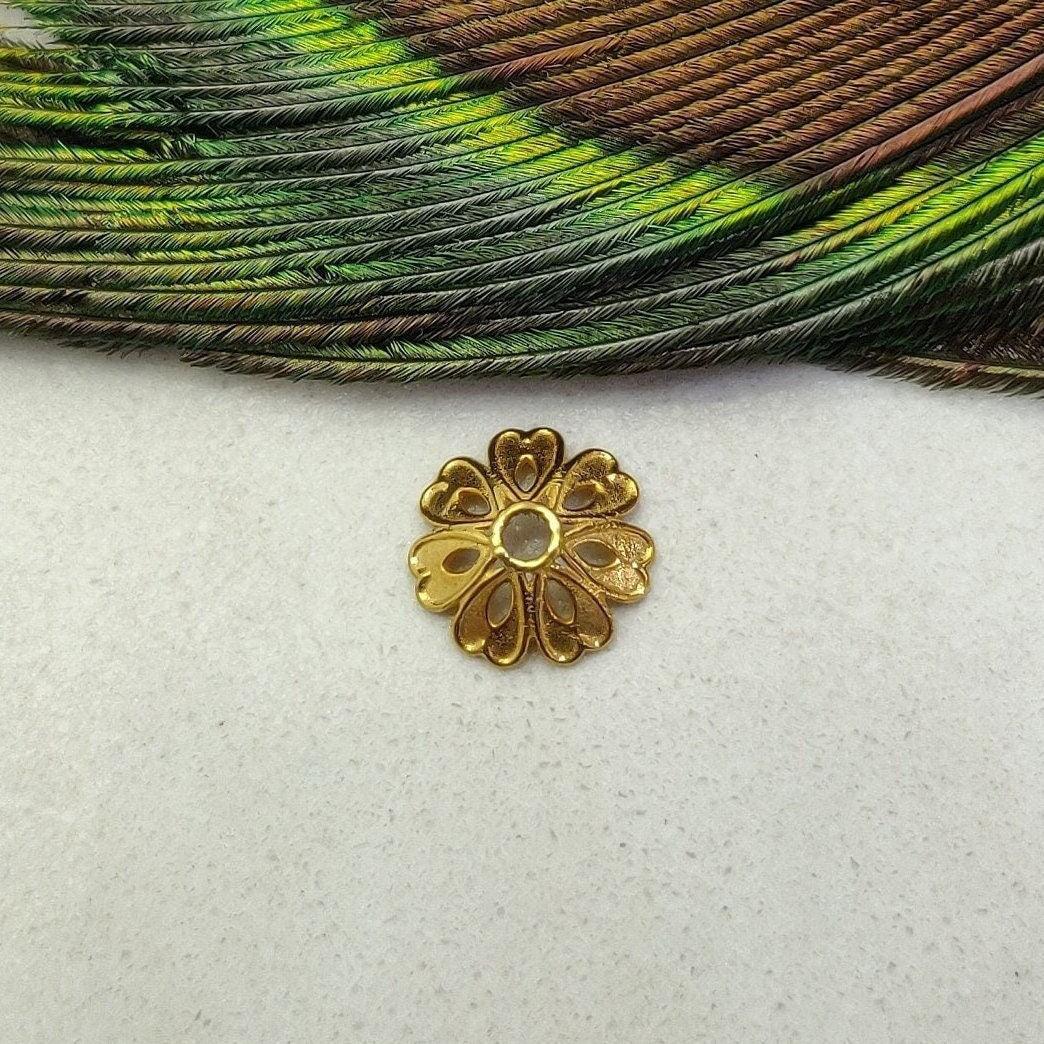 18K yellow gold floral cap bead spacer finding 9mm front view