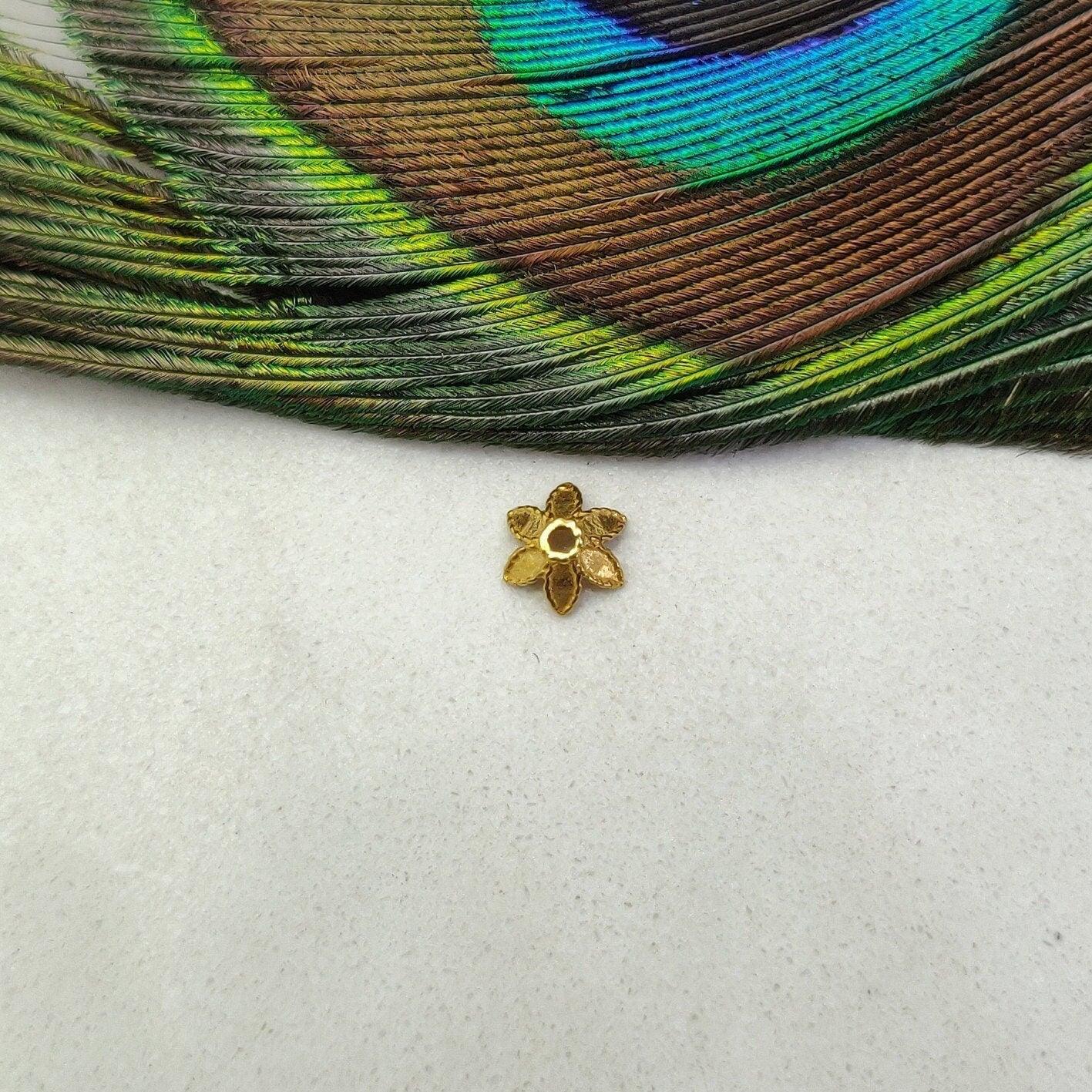 18K yellow gold flower bead caps 7x3mm - front view