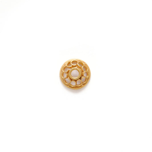 18K yellow gold flower bead caps finding 7mm front view
