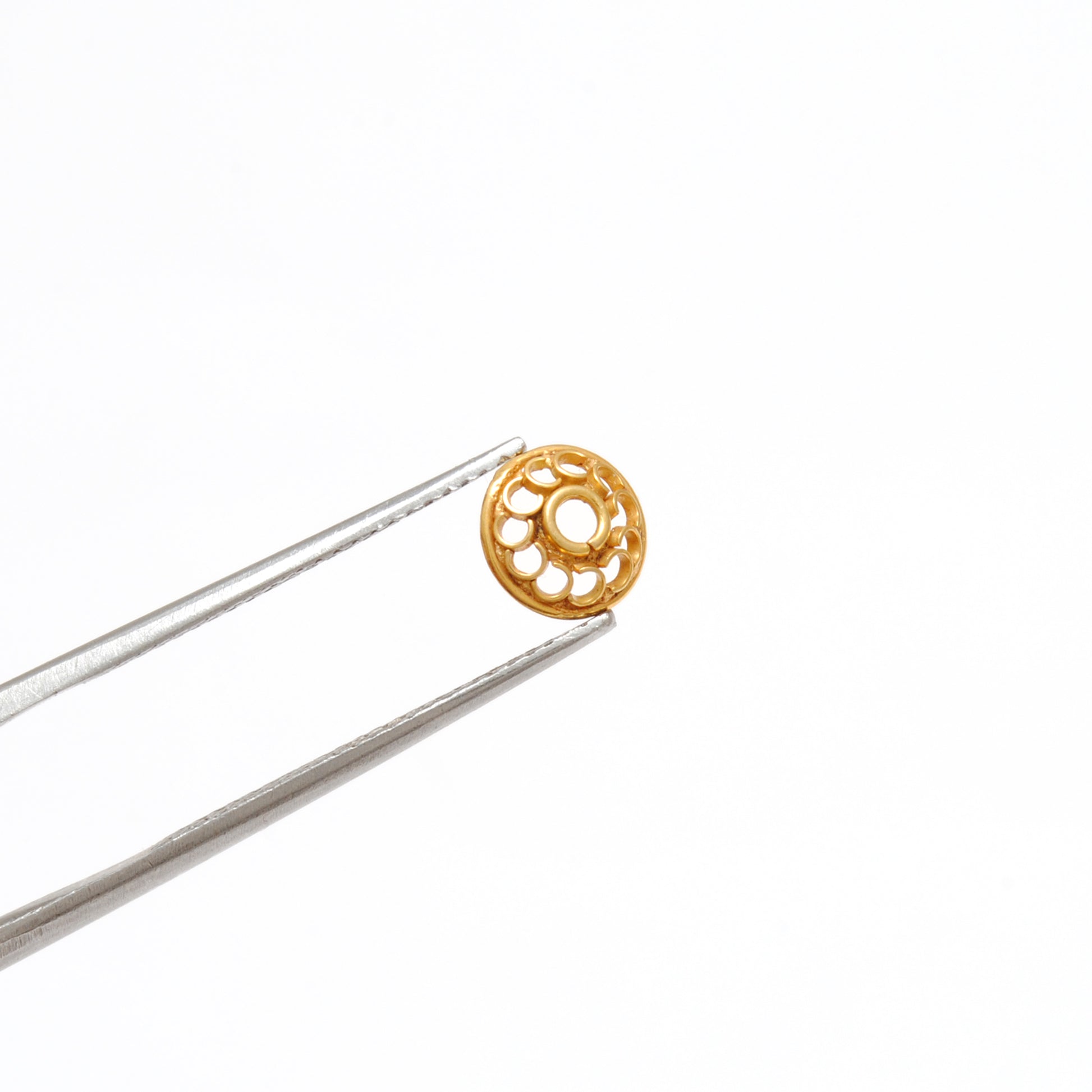 18K gold flower bead cap 7mm side profile