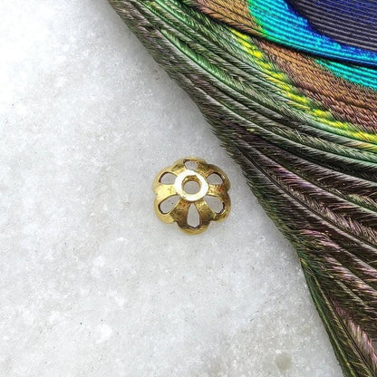 18K yellow gold spacer bead cap finding 8mm - front view