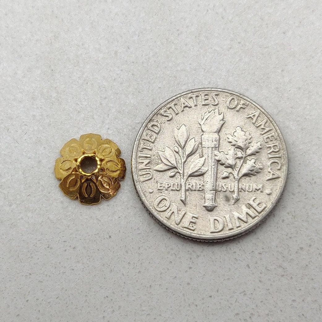 18K gold spacer cap bead 8mm overhead view Jaipur