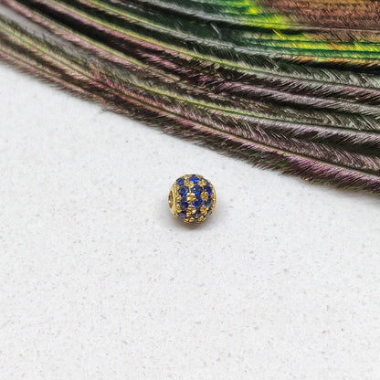 4mm Natural Blue Sapphire Pavé 14K Solid Gold Ball Spacer Bead – Front View