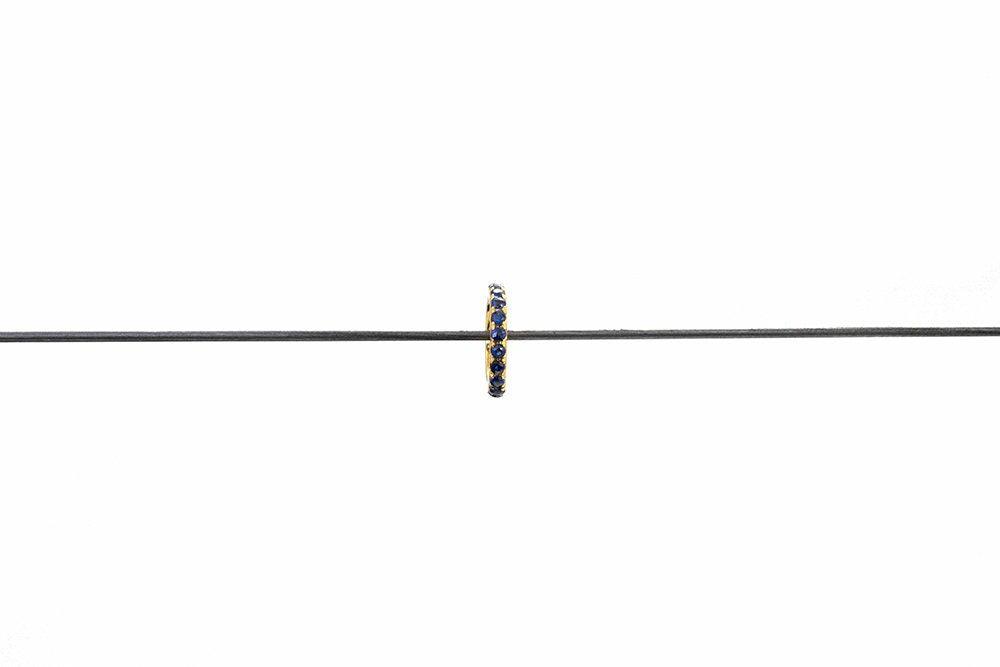 8mm Blue Sapphire 14K Gold Wheel Spacer – Overhead View
