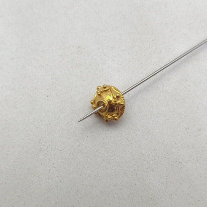 9mm 18K gold spacer bead cap close-up detail