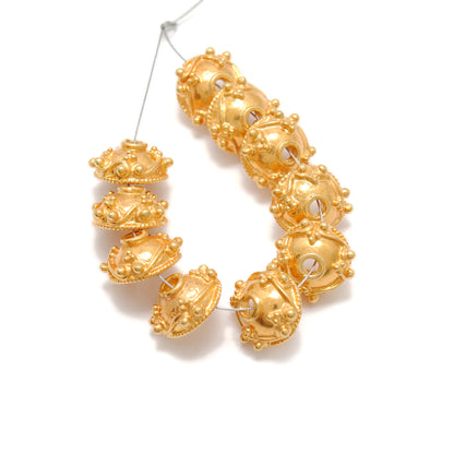 18K Gold Flower Bead Cap – Elegant Antique Jewelry Spacer End Cap