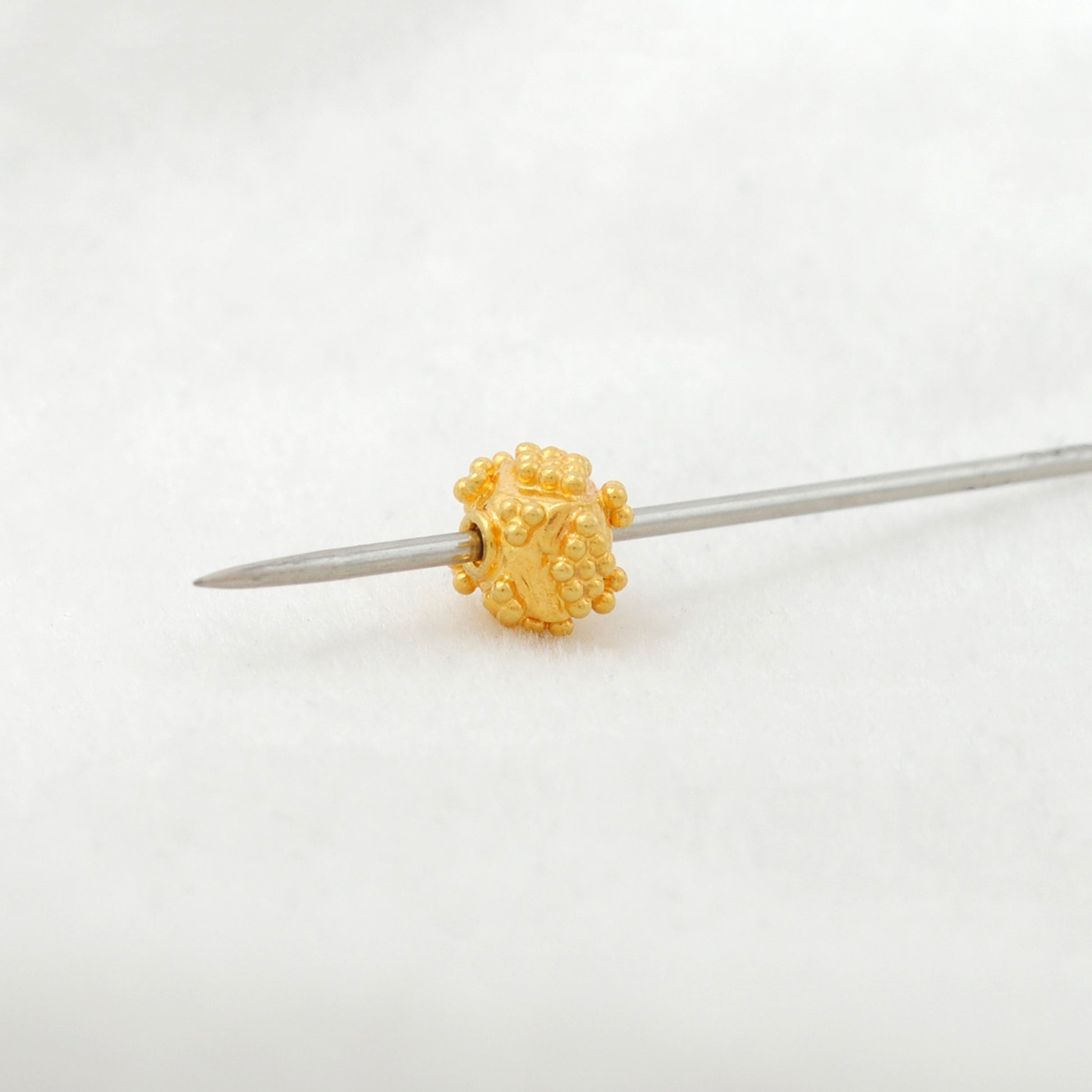 18K solid gold beads findings pack of 4, smooth polished finish, ideal for DIY jewelry making, necklaces and bracelets