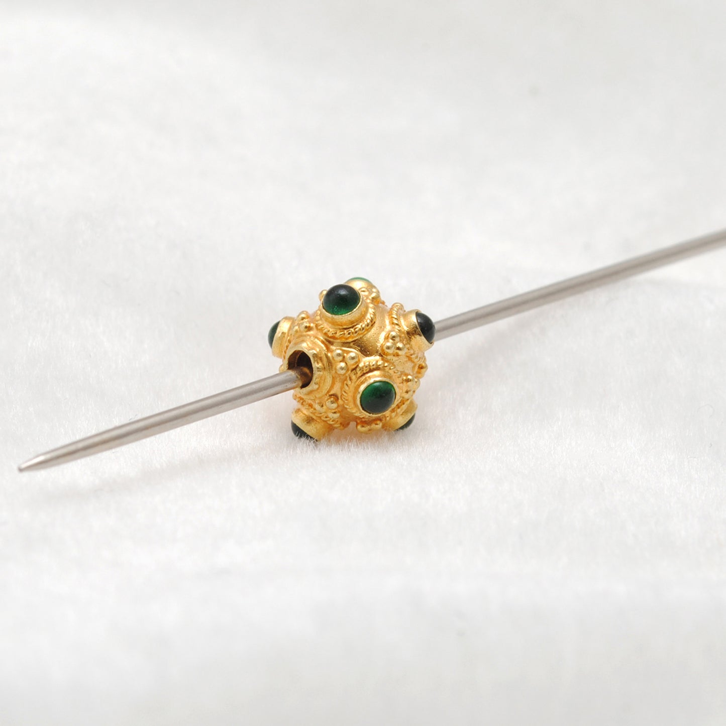 18K Solid Yellow Gold Emerald Ball Spacer Beads 8mm