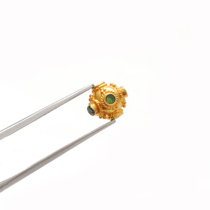 18k Yellow Gold Round Spacer Beads with Emerald