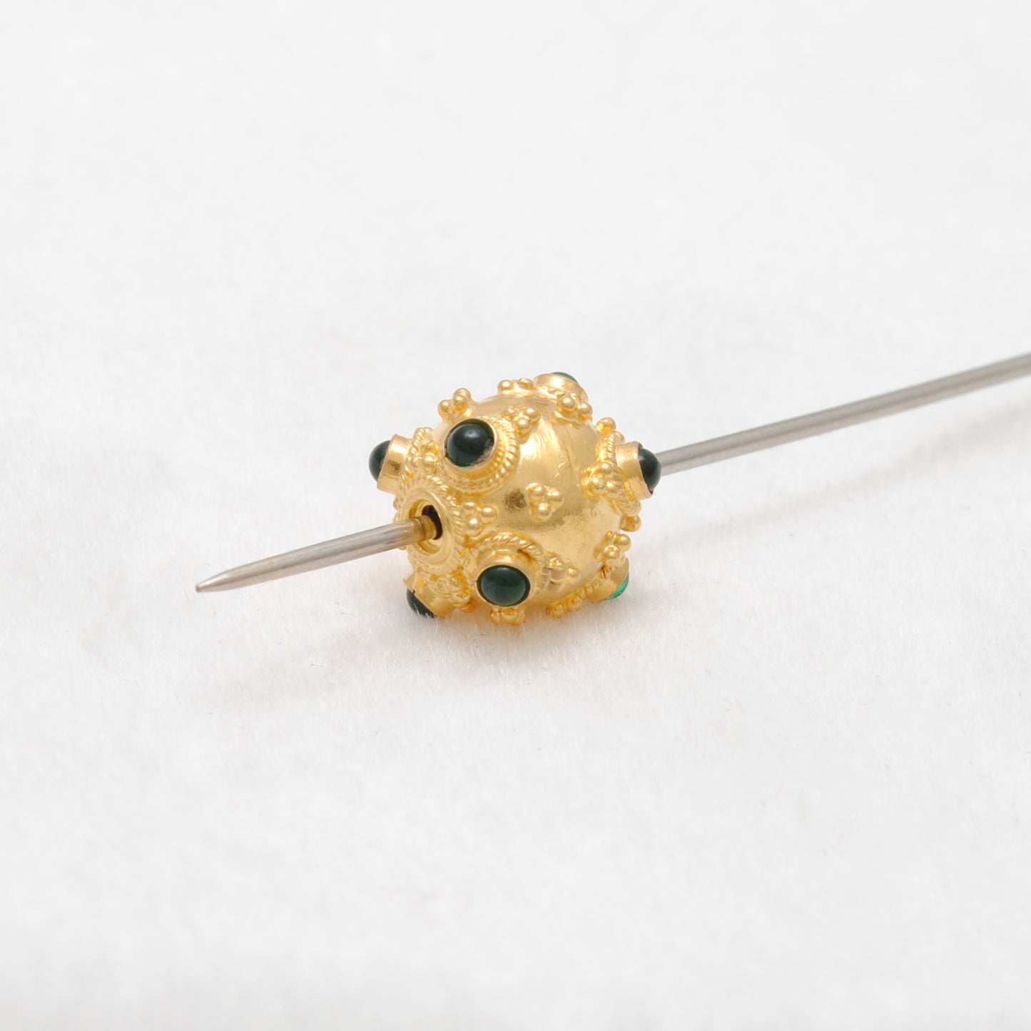 18k Solid Yellow Gold Emerald Beads-10 MM