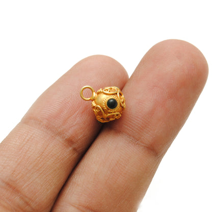 18k Solid Yellow Gold Stone Studded Charm Pendant 8mm