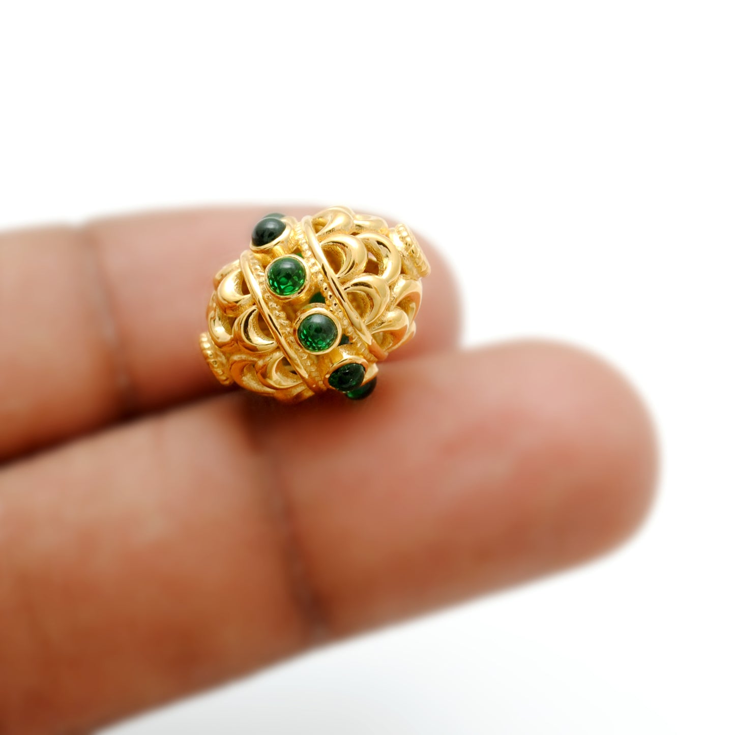 18k Yellow Gold Stone Studded Oval Beads 15X10MM