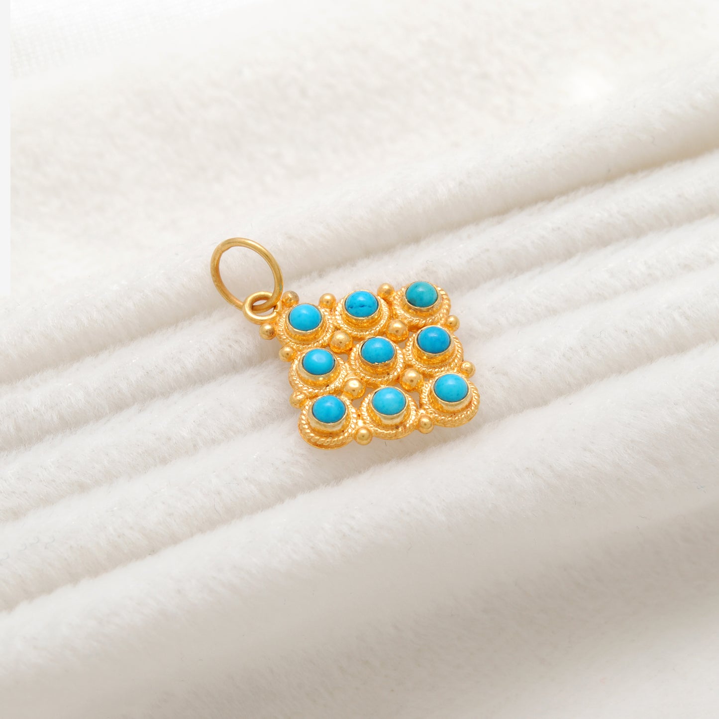 14mm Solid 18k Gold Cushion Pendant With Sky Blue Stone Jewelry