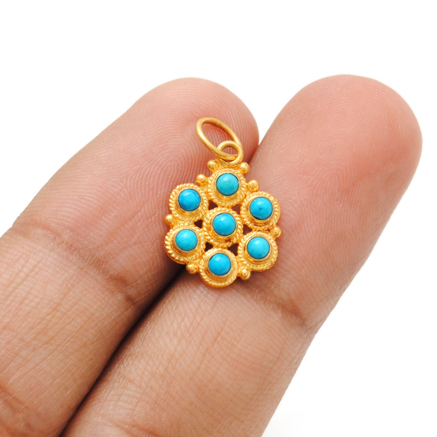 Antique Style 18k Yellow Gold Pendant With Stone