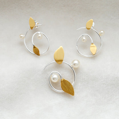 925 Sterling Silver Pearl Enamel Pendant Set – Leaf Design