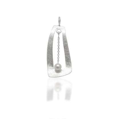 925 Sterling Silver Pearl Pendant & Earrings Set