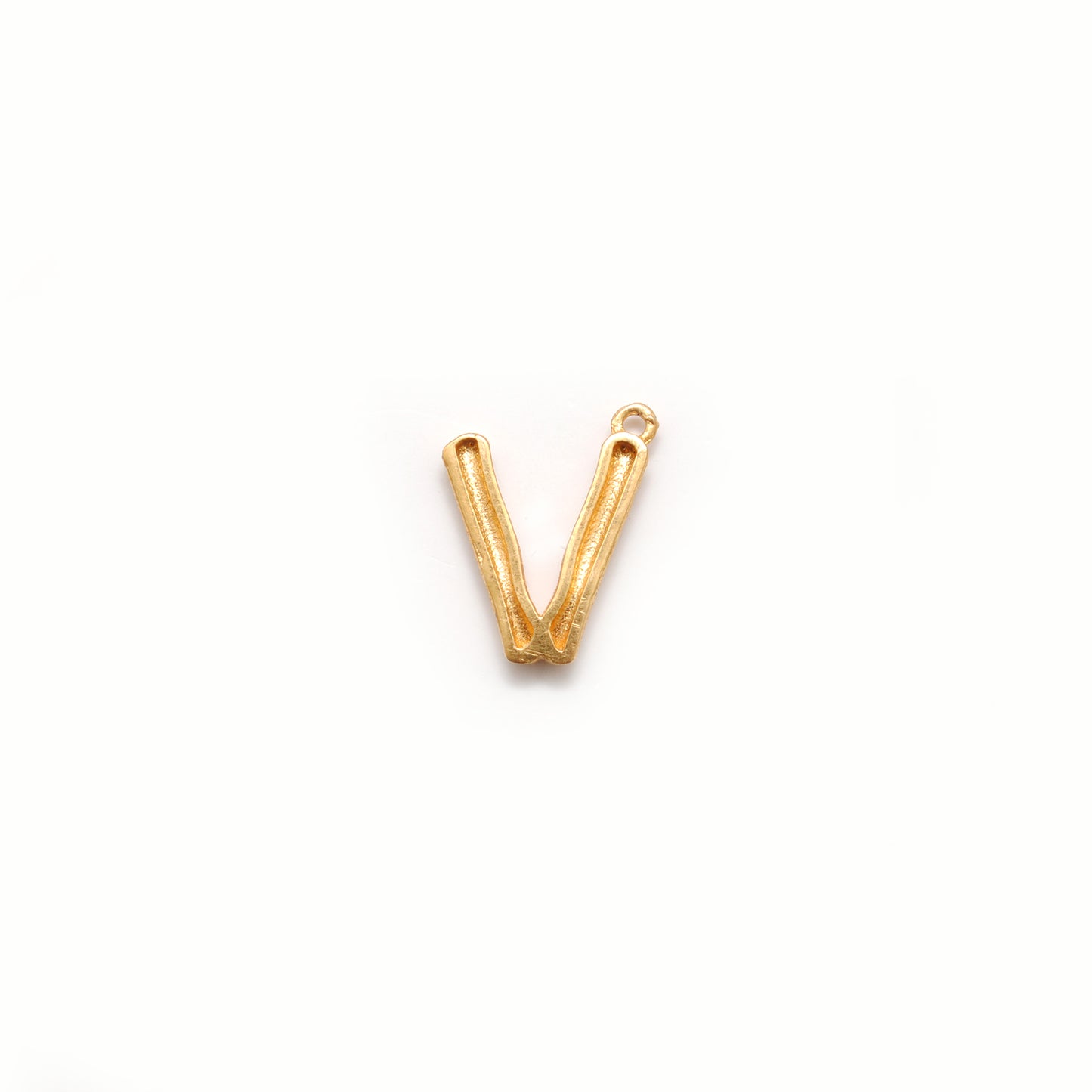 V 18k Gold Initial Letter Pendant