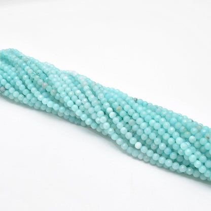 Blue aqua quartz faceted beads - close-up brilliant sparkle detail