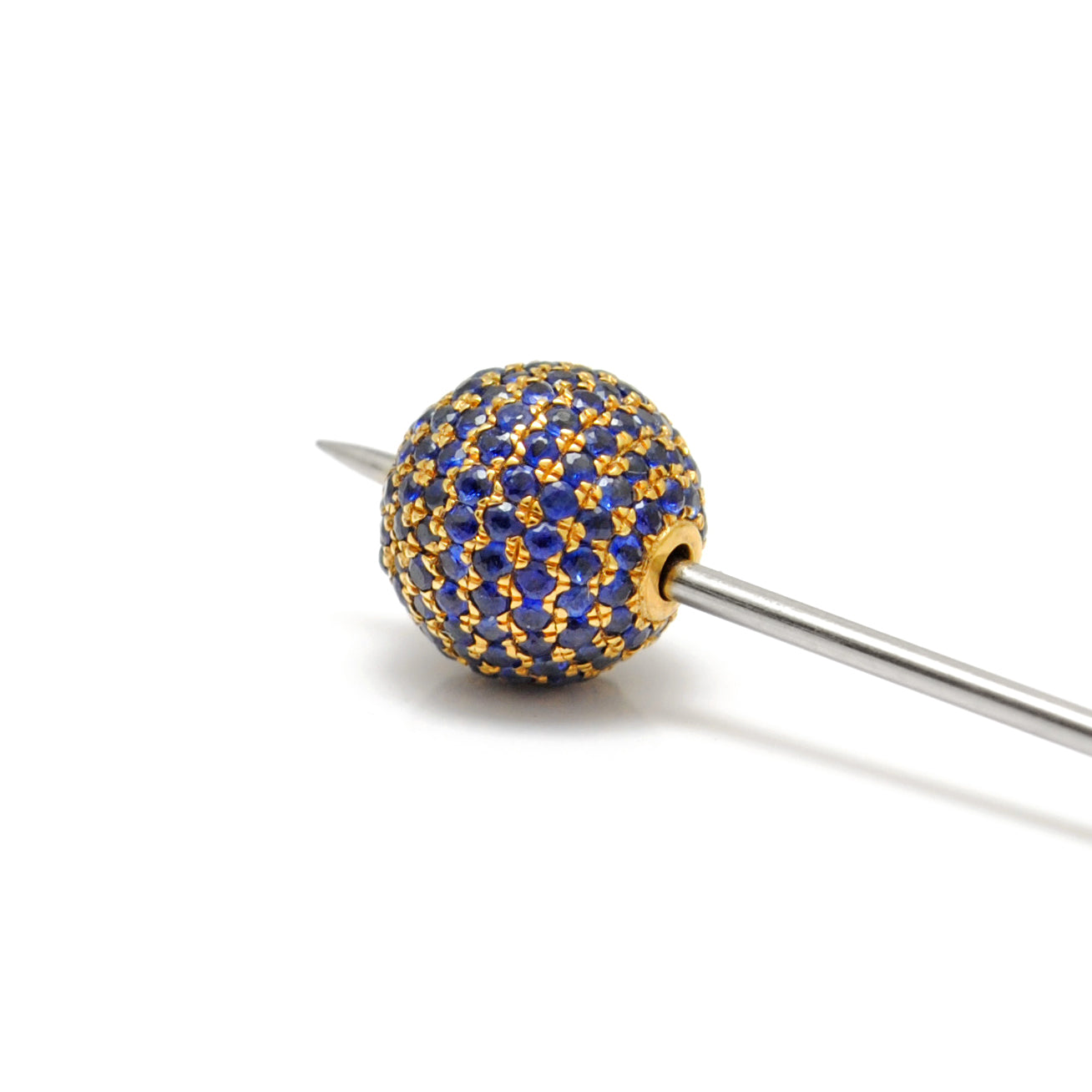 Diamond Blue Sapphire Pavé 14K Gold Bead 8mm – Lifestyle View