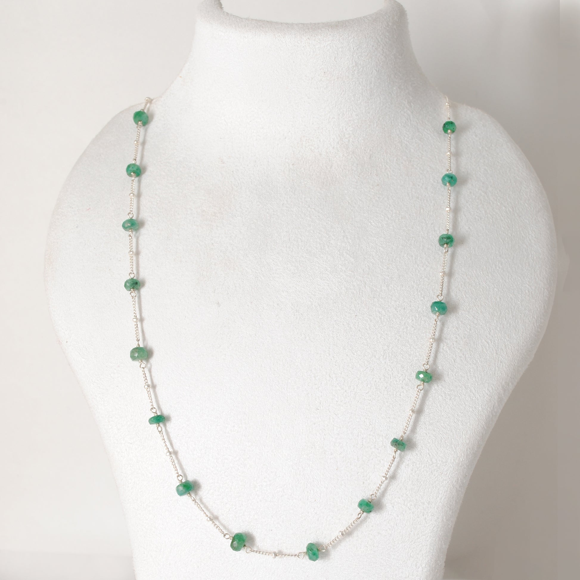 Emerald Beaded Silver Choker Chain Necklace - Full Length View