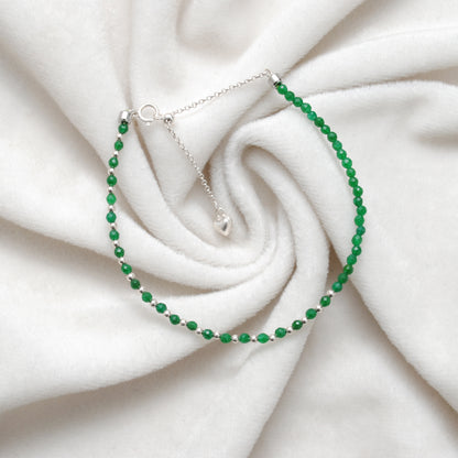 Green Onyx Dainty Beaded Charm Bracelet Jaipur - Clasp Detail
