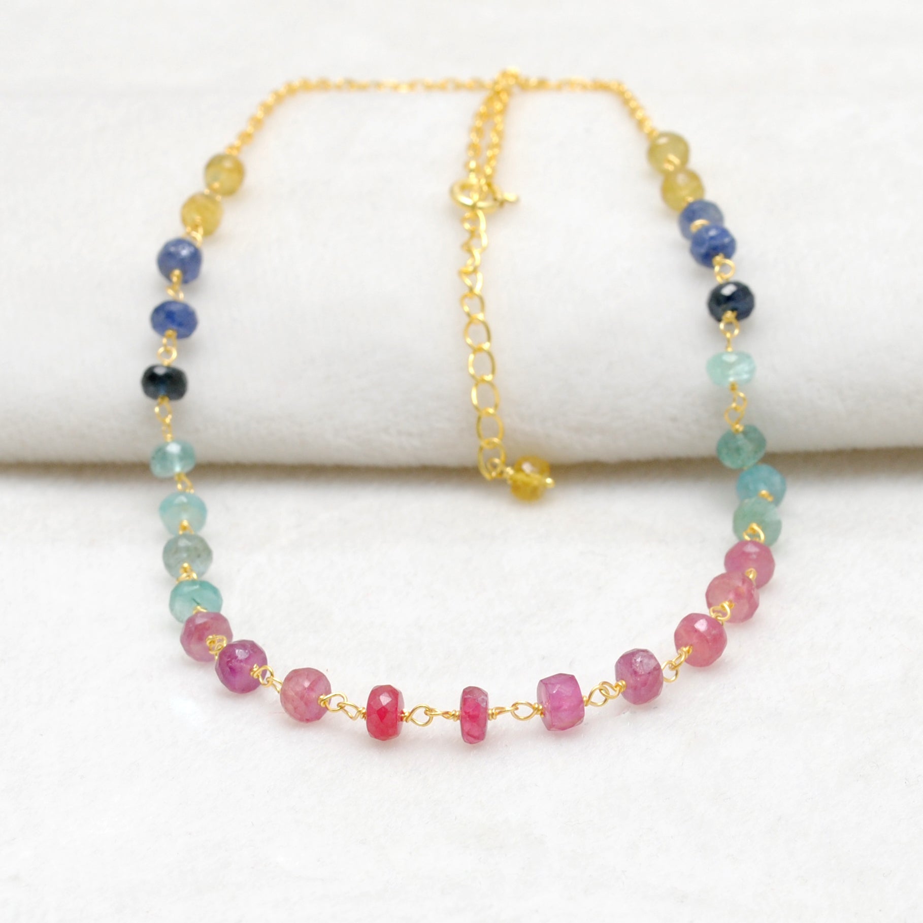 Handmade Multi-Color Sapphire 5mm Gold Necklace - Close-Up Bead Detail