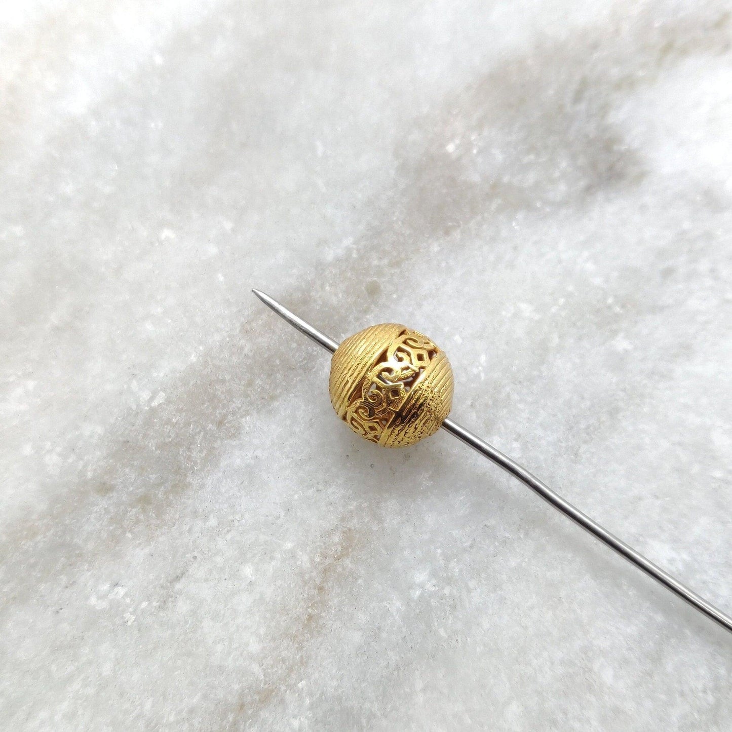 18k Solid Yellow Gold Textured Ball Beads 11mm - Kanika Creations