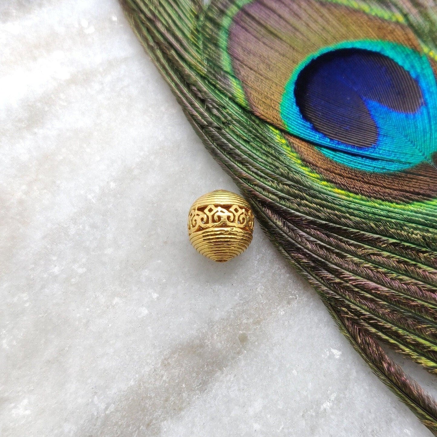 18k Solid Yellow Gold Textured Ball Beads 11mm - Kanika Creations