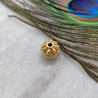 18k Solid Yellow Gold 7mm Round Gold Beads - Kanika Creations