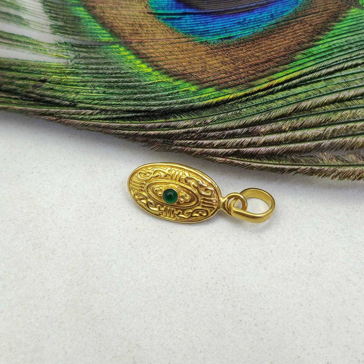 18k Yellow Gold Emerald Textured Oval Pendant - Kanika Creations