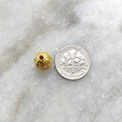18k Yellow Gold Knotted Oval Spacer Beads 12x8.5mm - Kanika Creations