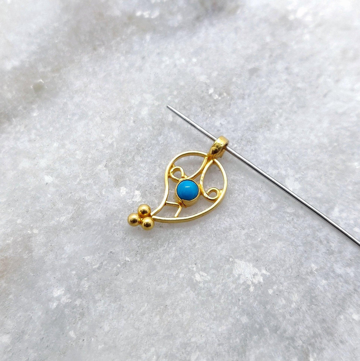 18k Solid Yellow Gold Fancy Charm Pendant 16x8 mm - Kanika Creations