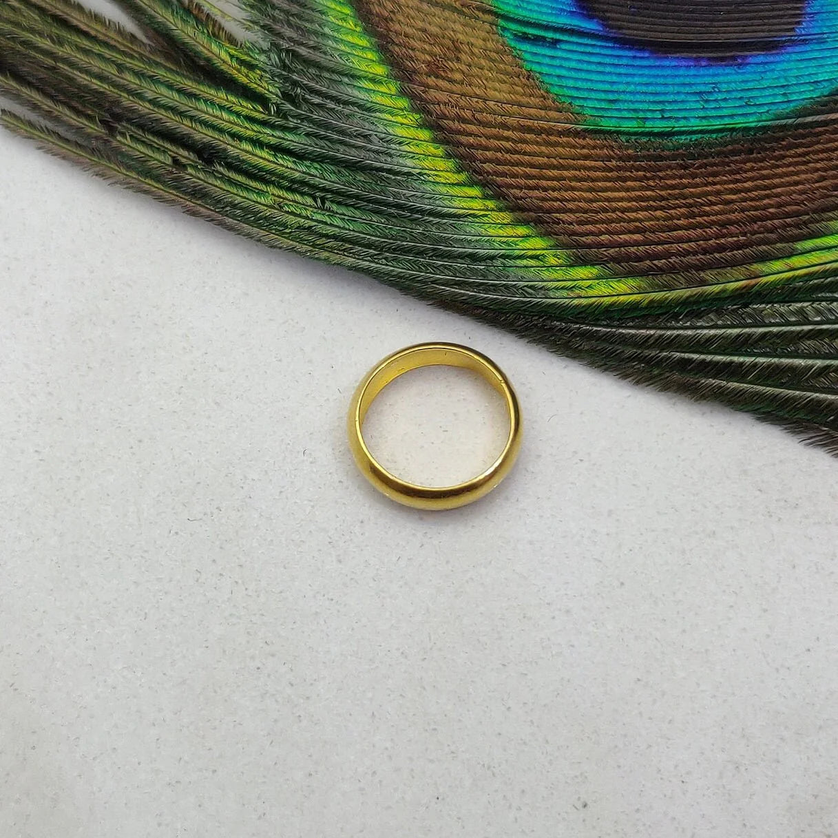 18k Gold Smooth Round 12mm Spacer Beads