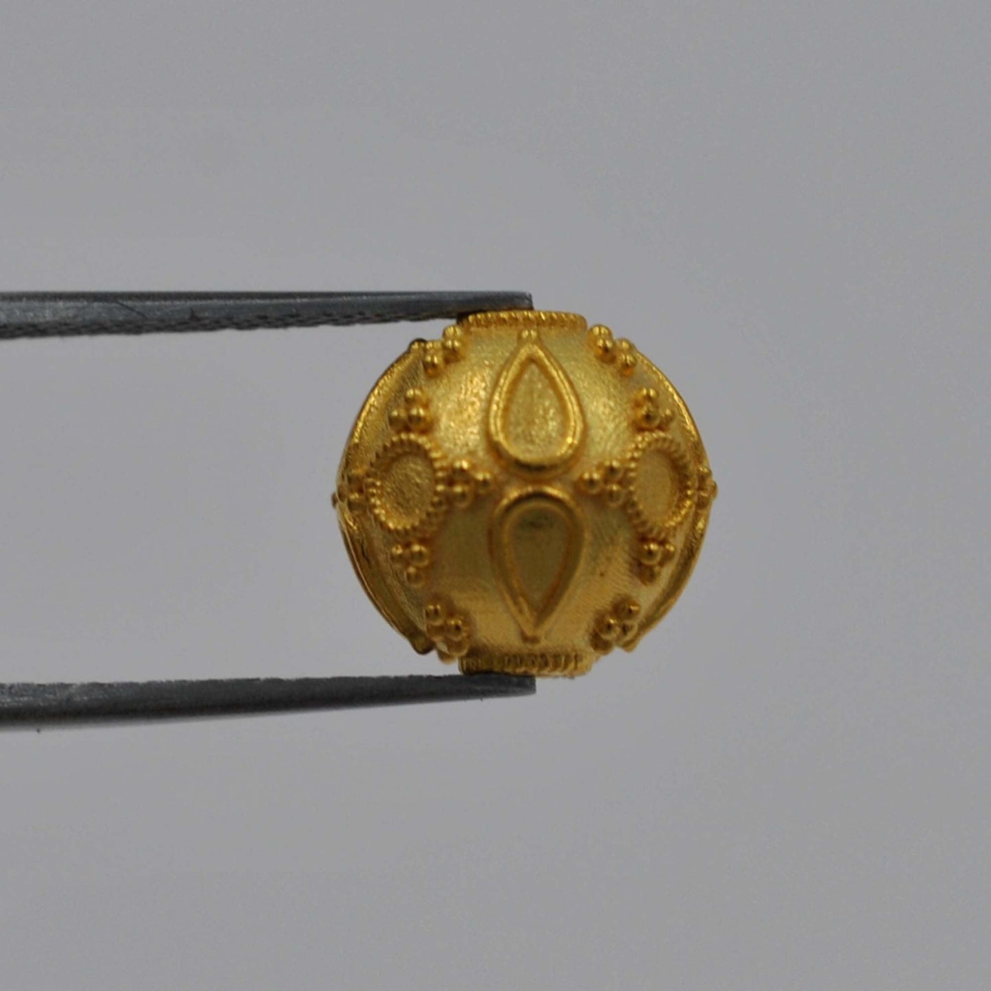 18k Solid Yellow Gold Round Ball Spacer Beads - 10MM - Kanika Creations