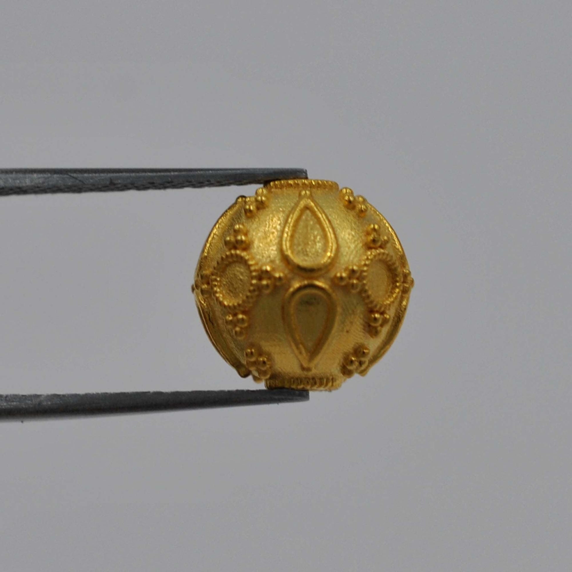 18k Solid Yellow Gold Round Ball Spacer Beads - 10MM - Kanika Creations