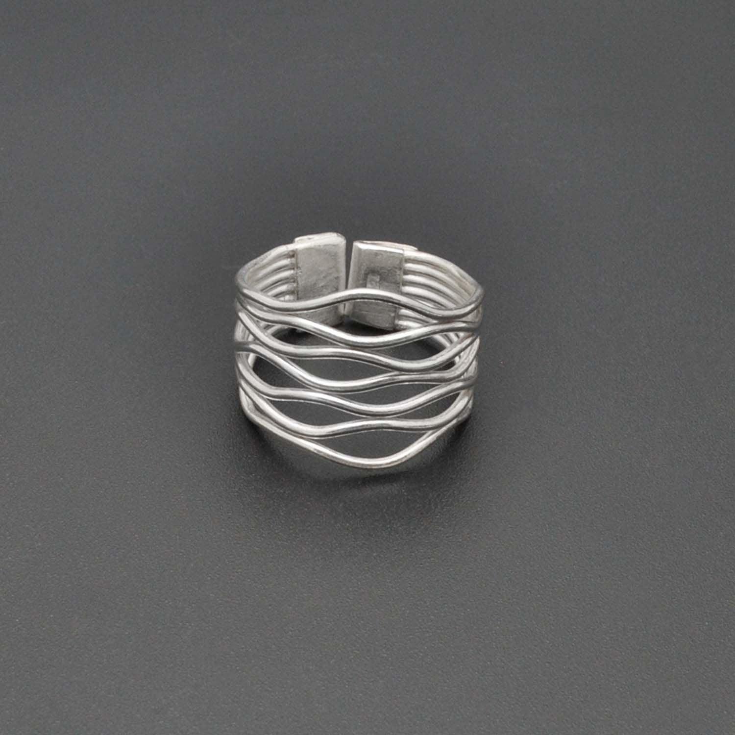 925 Sterling Silver Women Band Ring Size 9 - Kanika Creations