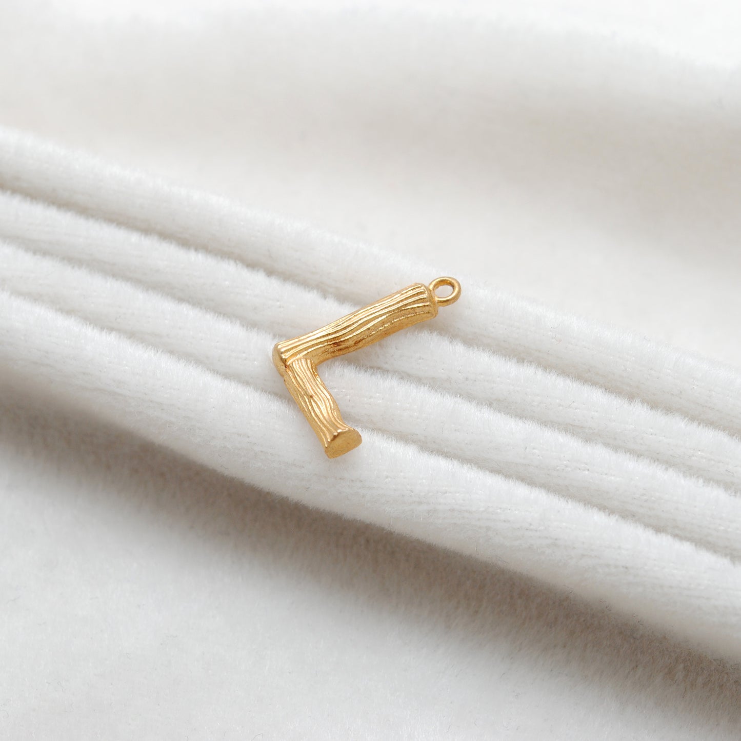 18k Solid Yellow Gold L Initial Letter Charm Pendant