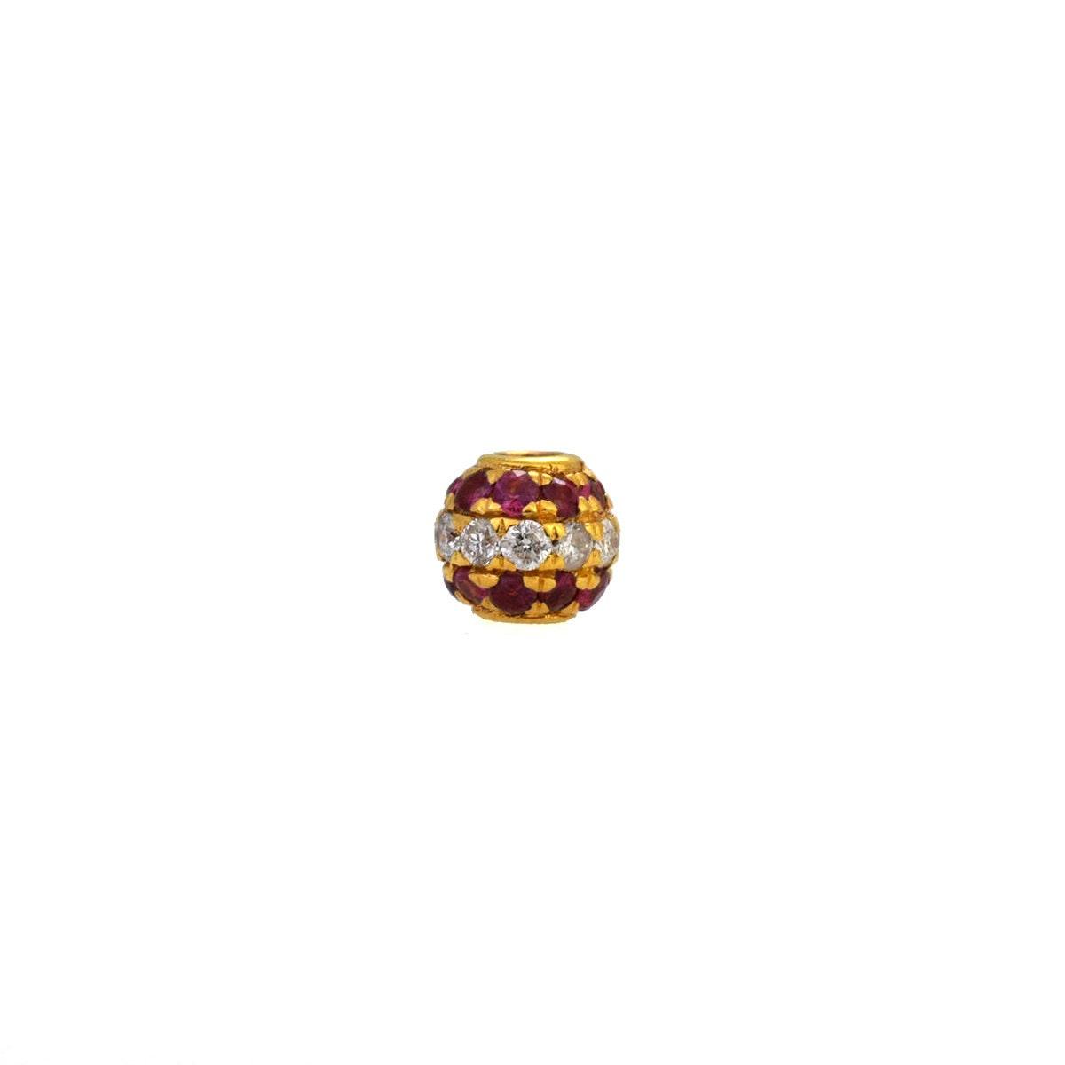 Natural Diamond Pavé 4mm Gold Ball Spacer – Close-Up Detail