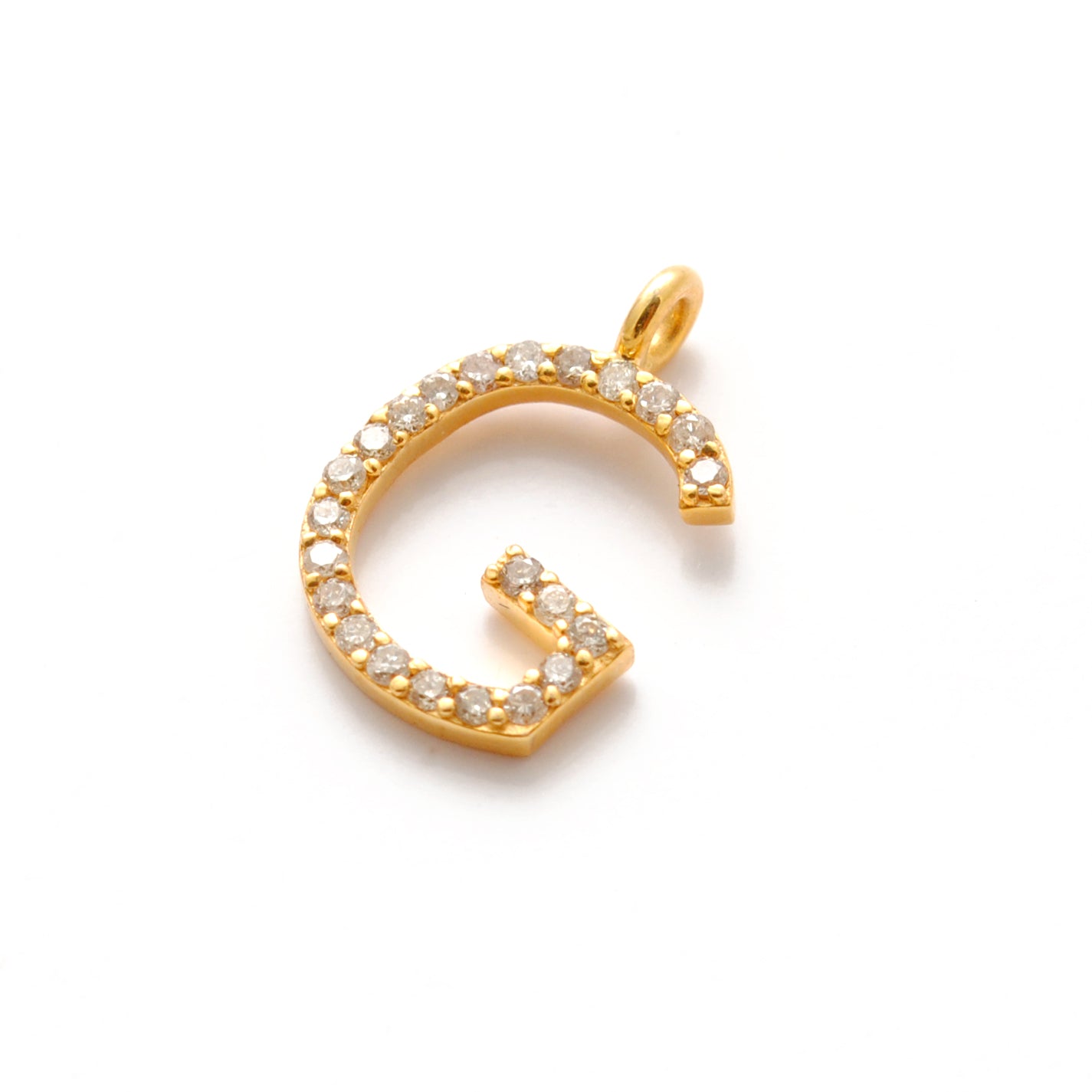Natural Diamond Pavé G Initial Gold Charm – Close-Up Detail
