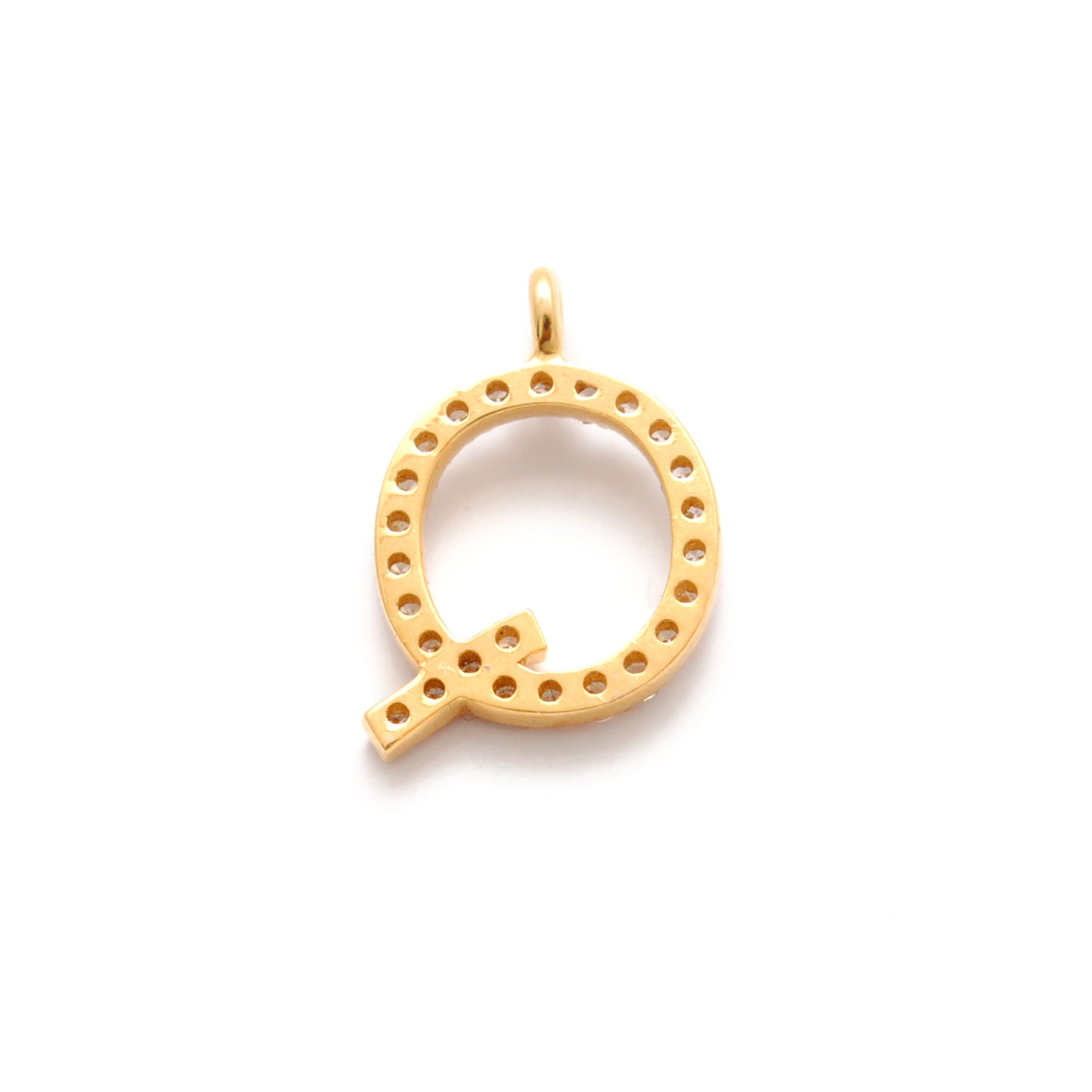 Natural Diamond Pavé Q Initial Gold Charm – Close-Up Detail