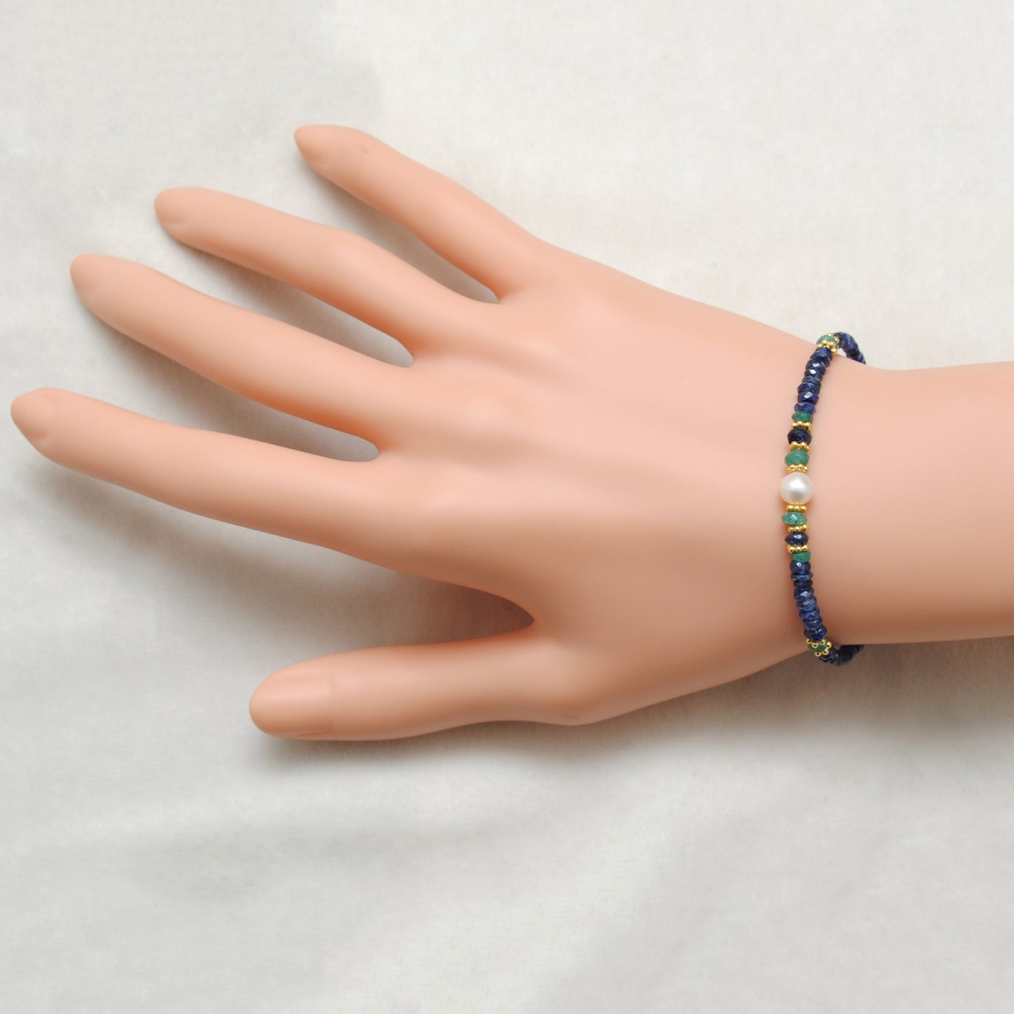 Natural Sapphire Emerald Bracelet Gift for Her - Clasp Detail