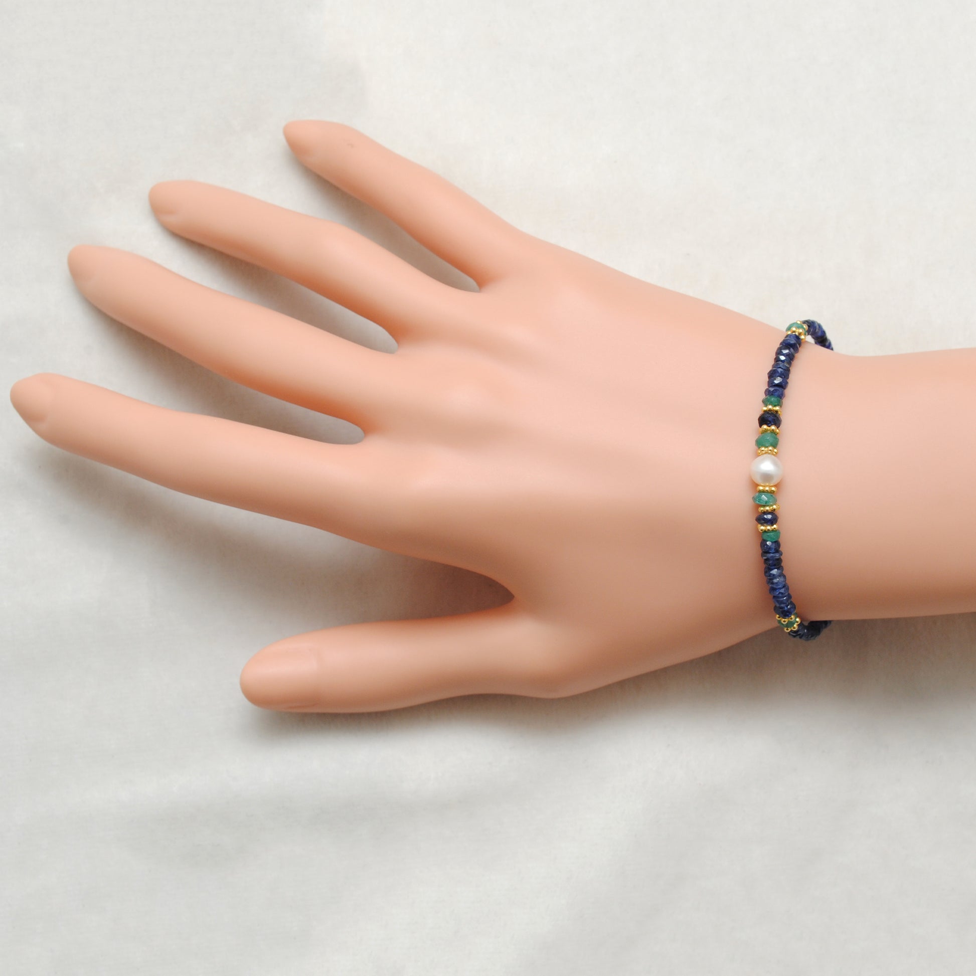 Natural Sapphire Emerald Bracelet Gift for Her - Clasp Detail