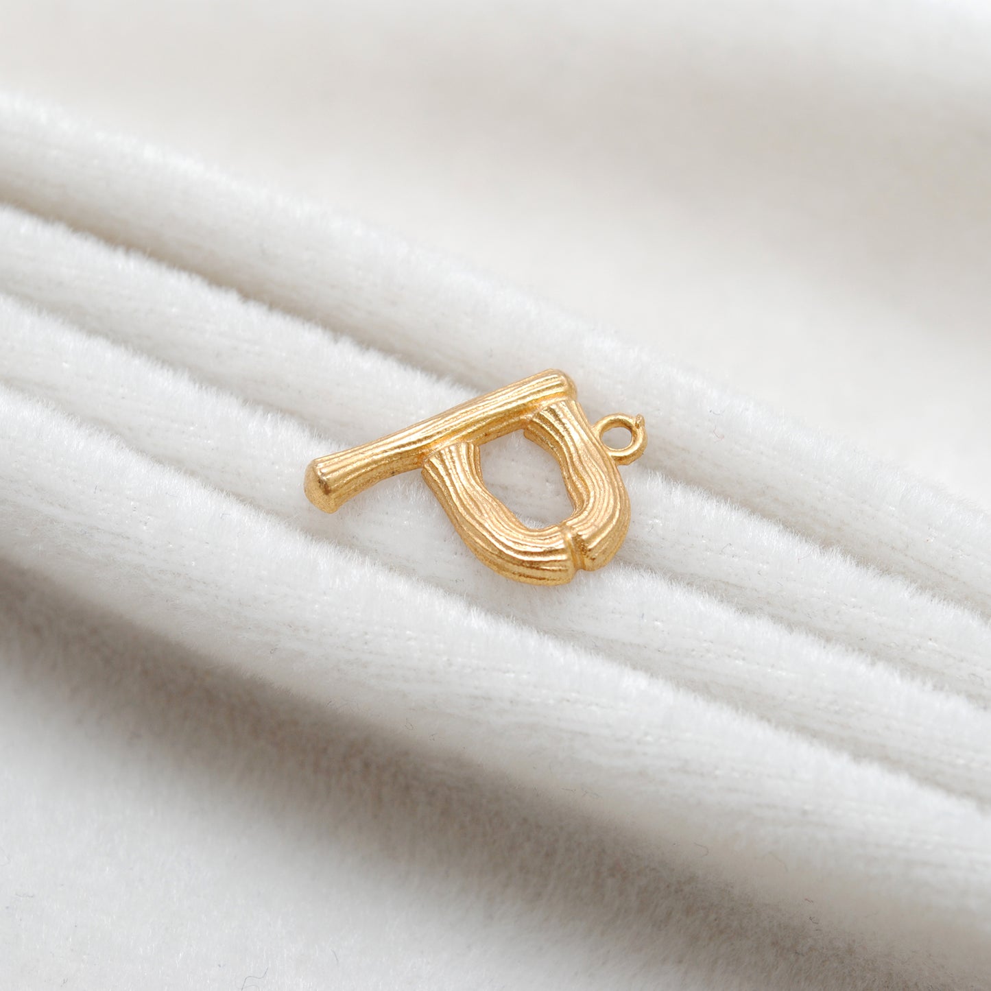 18k Solid Yellow Gold P Initial Letter Charm Pendant