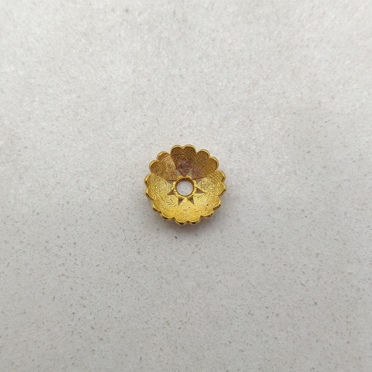Yellow 18K gold end cap - overhead view Jaipur